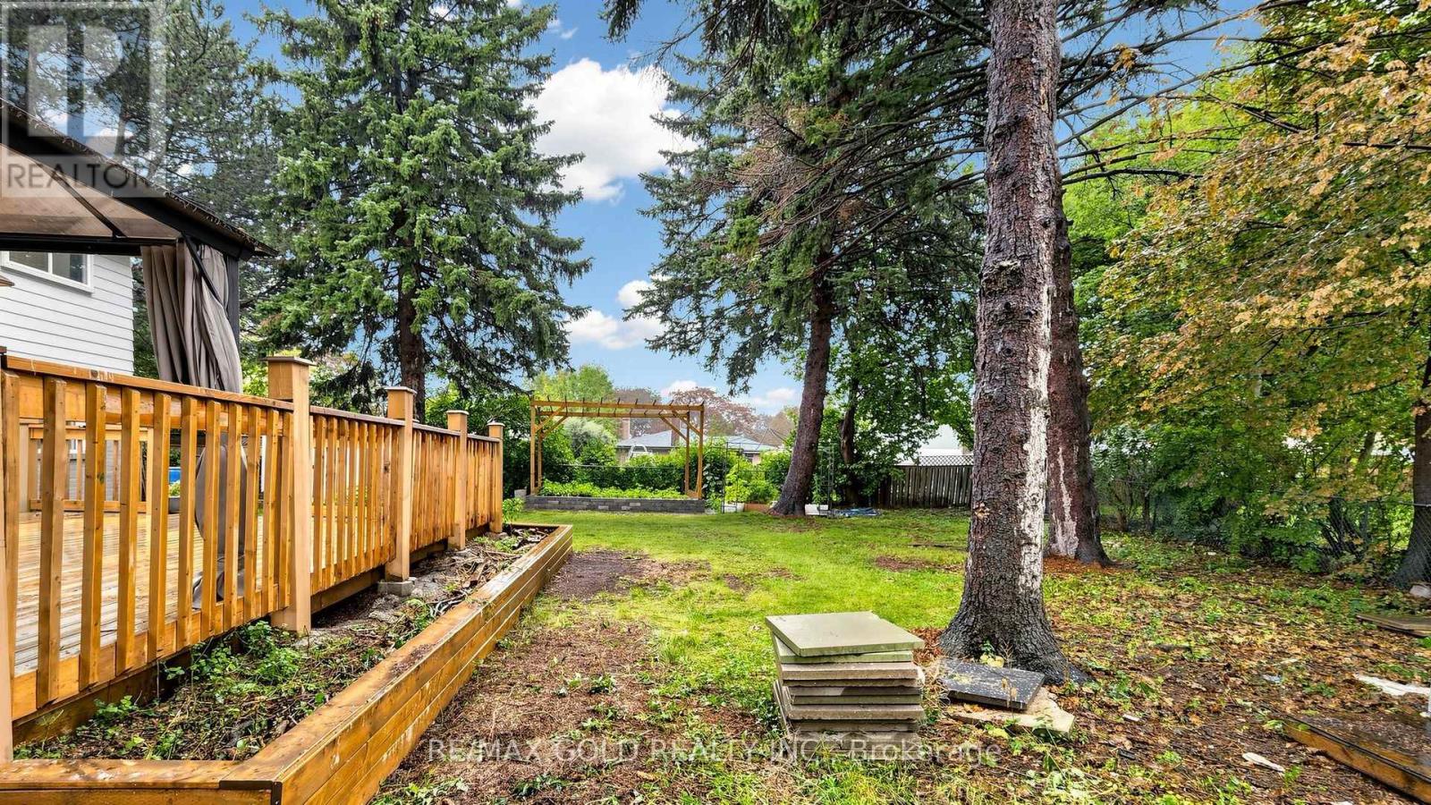 146 OAKMEADOW BOULEVARD - Image 43