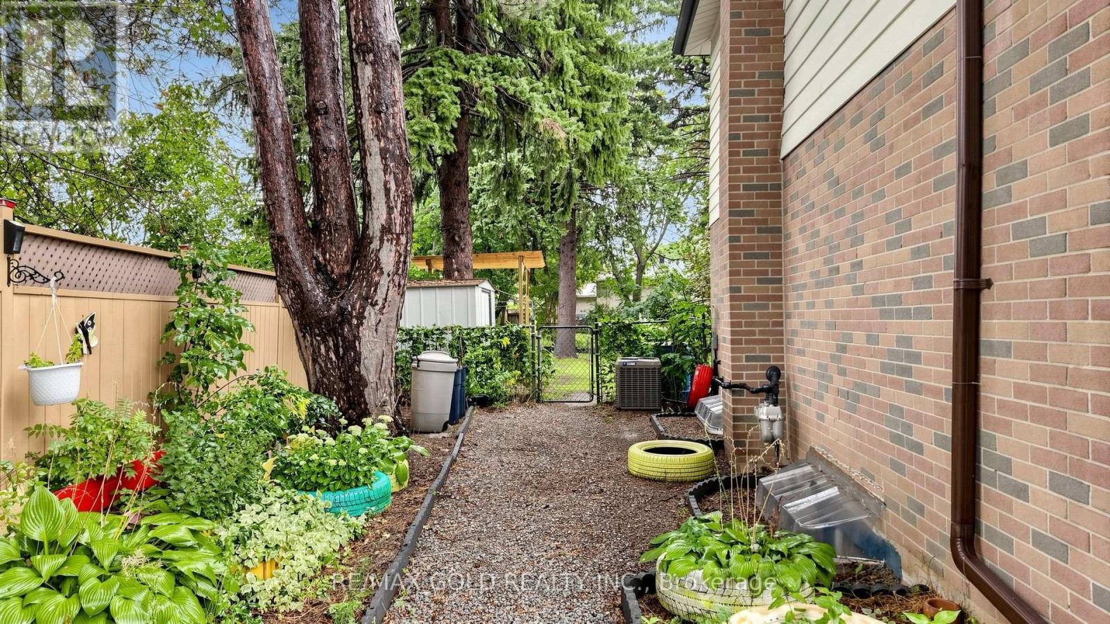 146 OAKMEADOW BOULEVARD - 45