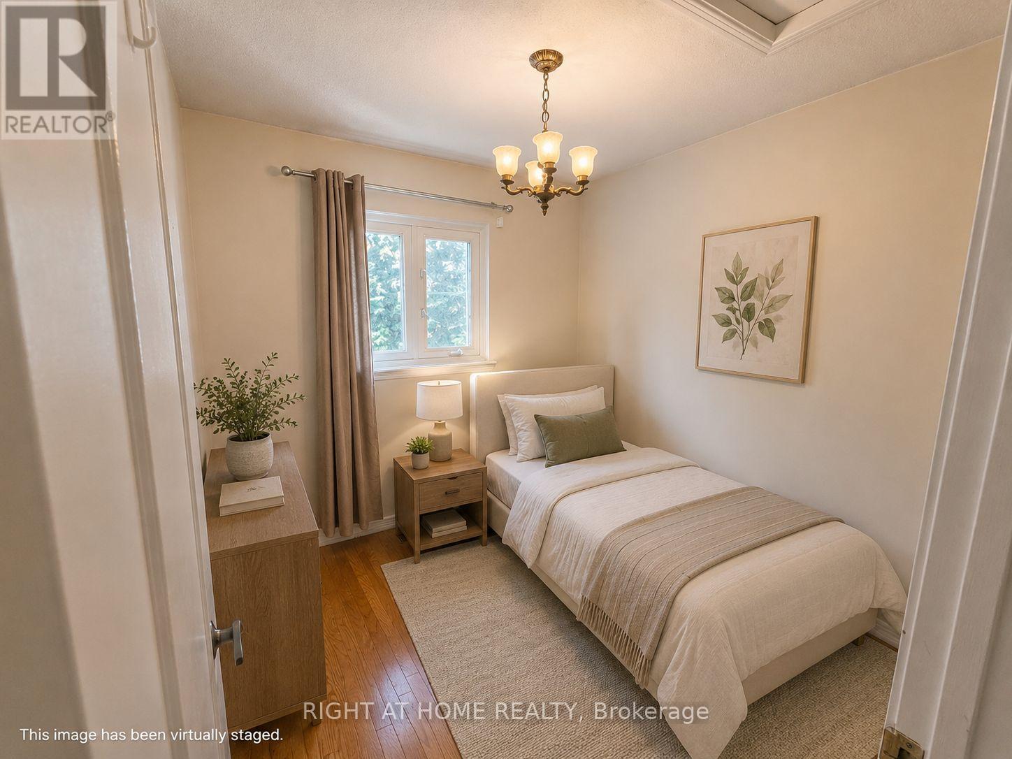 #62 580 EYER DRIVE - 17