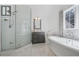 489 Rebecca Street, Oakville, ON L6K1K8 Photo 36