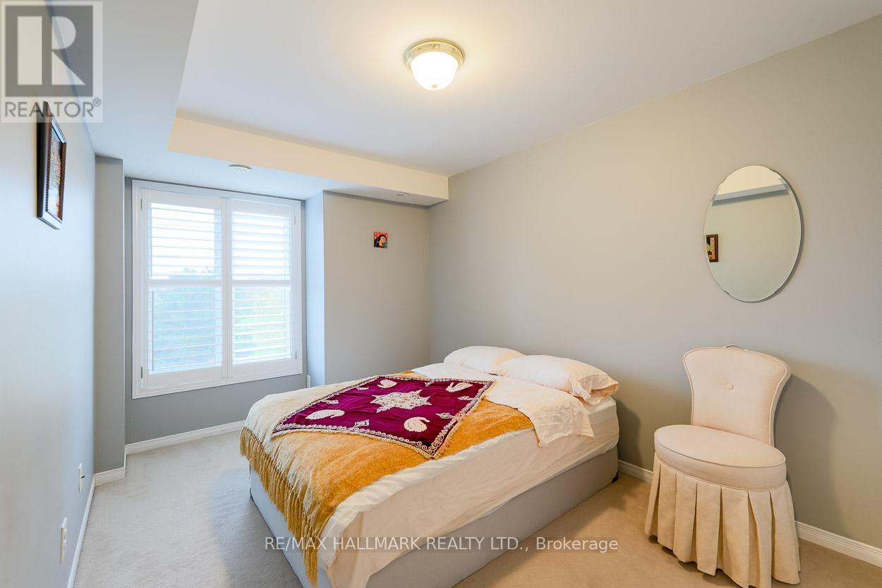 #24 649D WARDEN AVENUE - Image 12