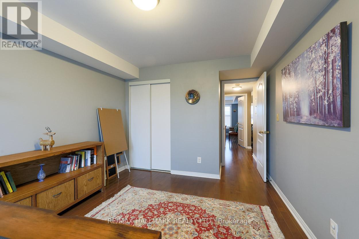 #24 649D WARDEN AVENUE - Image 15