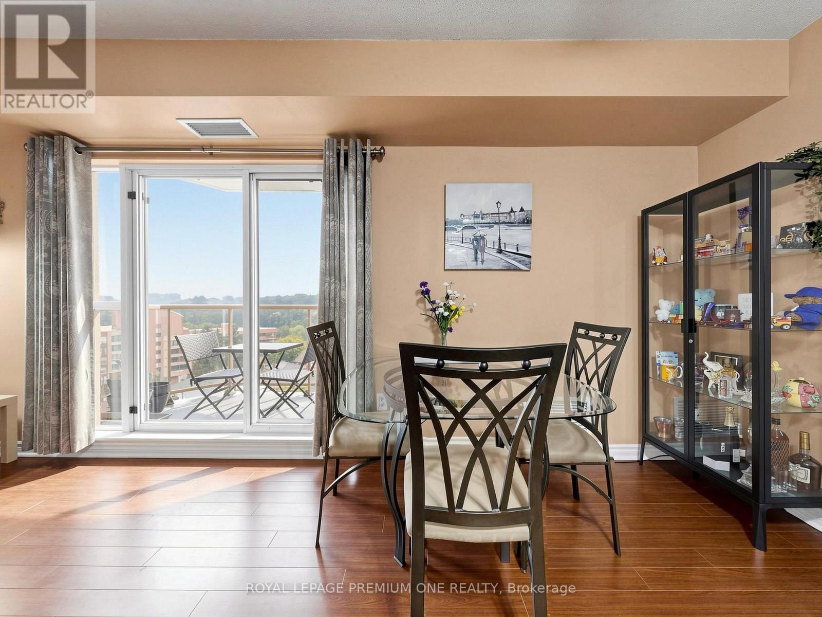 #808 2088 LAWRENCE AVENUE W - 16