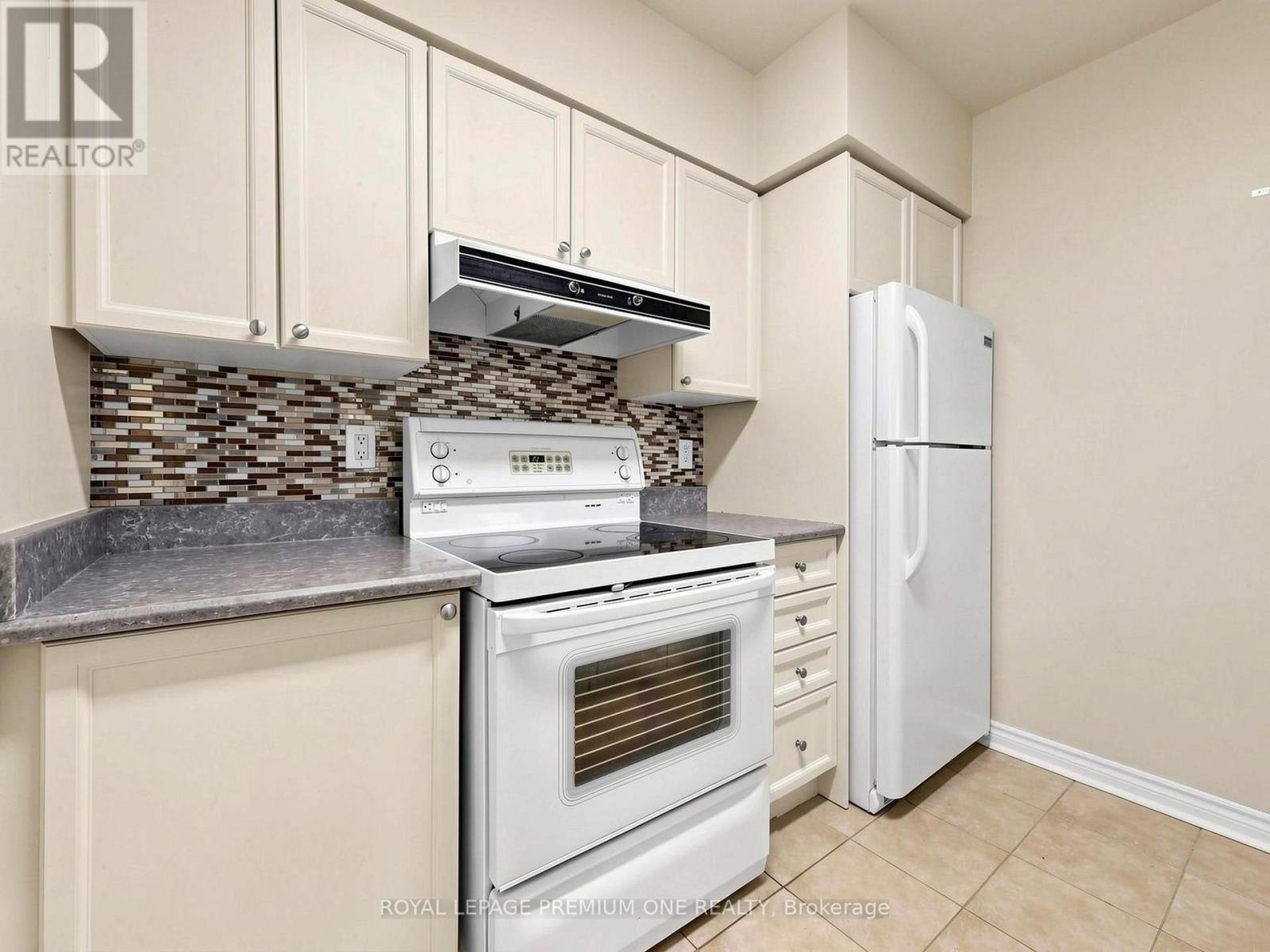 #808 2088 LAWRENCE AVENUE W - Image 17