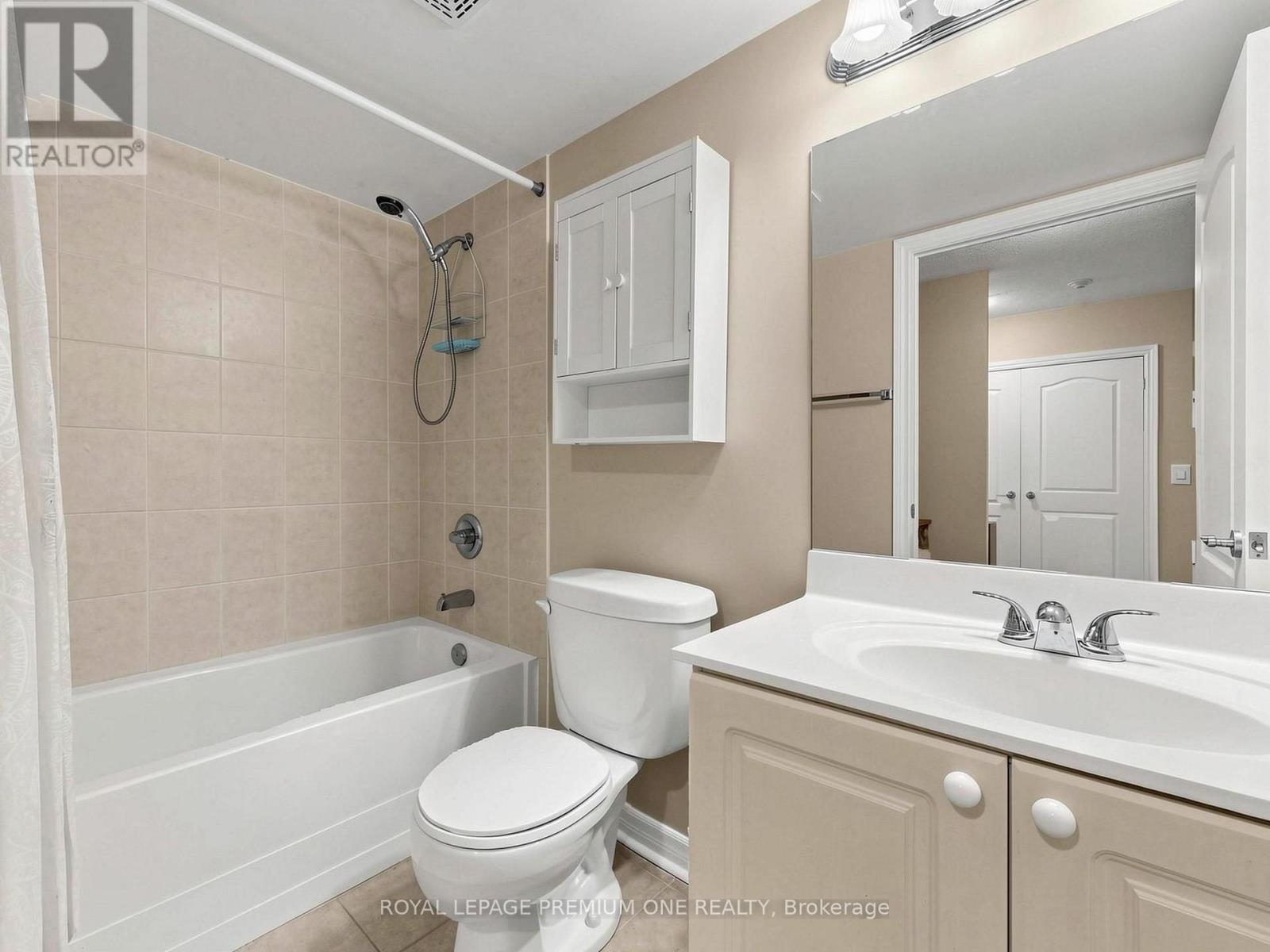 #808 2088 LAWRENCE AVENUE W - 33
