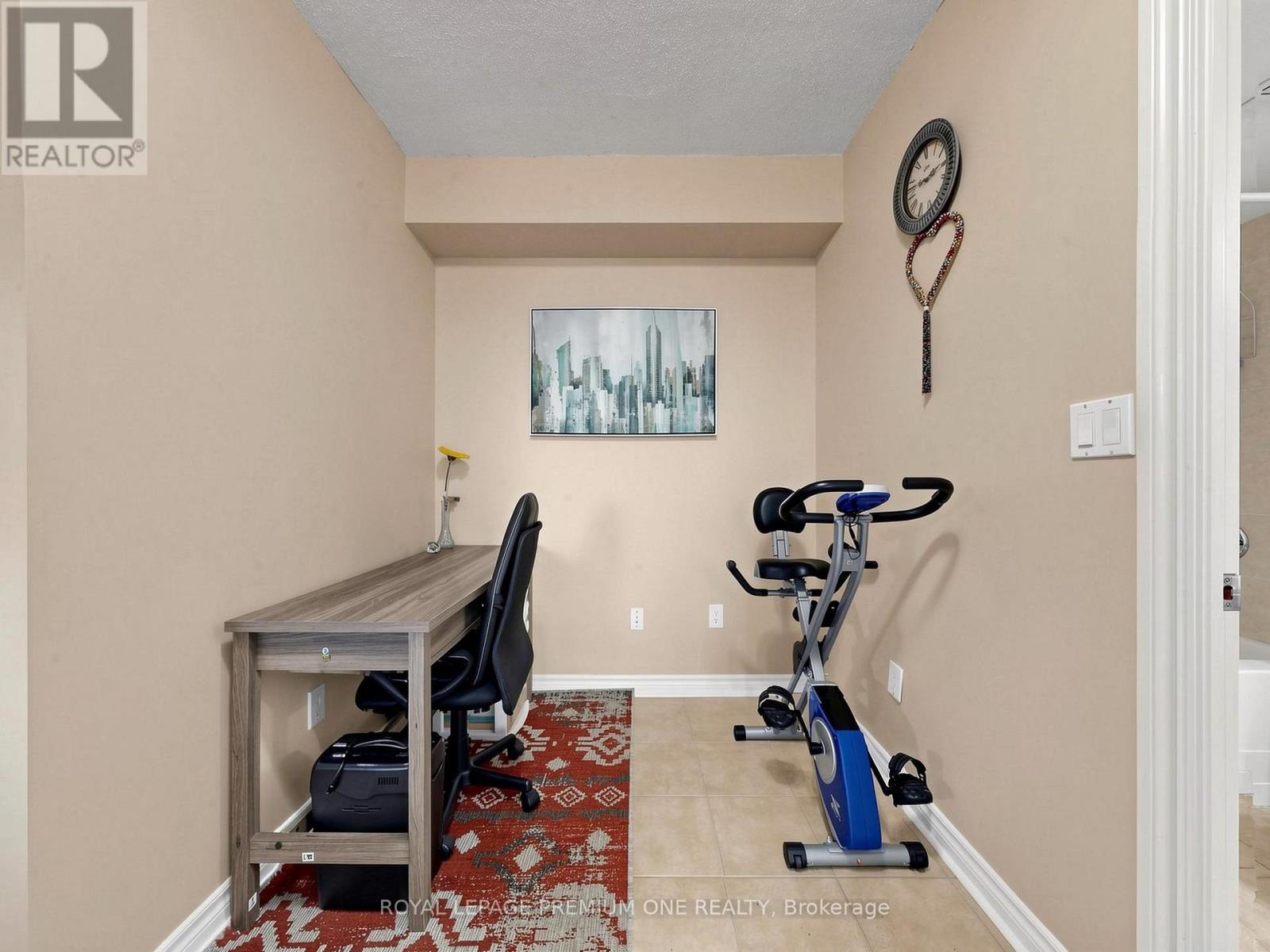 #808 2088 LAWRENCE AVENUE W - 36