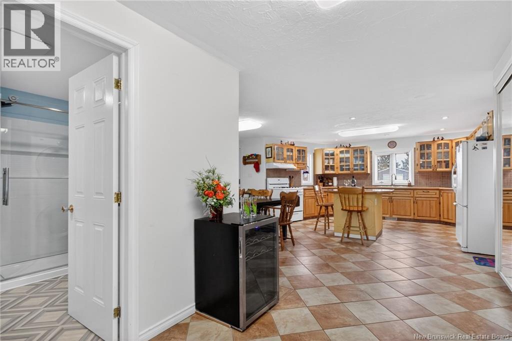 20 Woodland Boulevard - Image 16