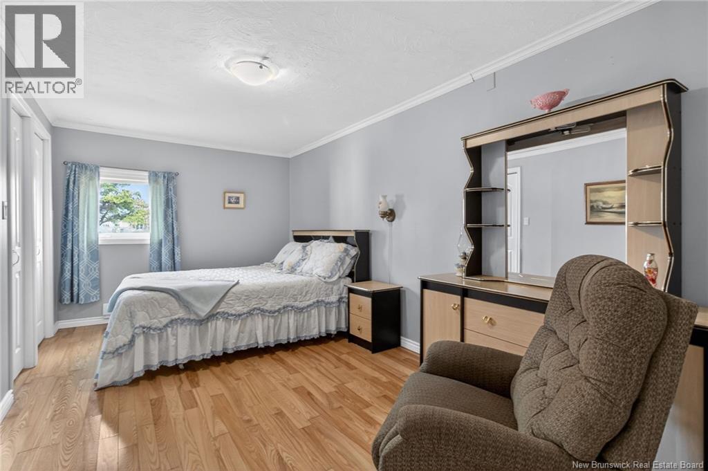 20 Woodland Boulevard - Image 17