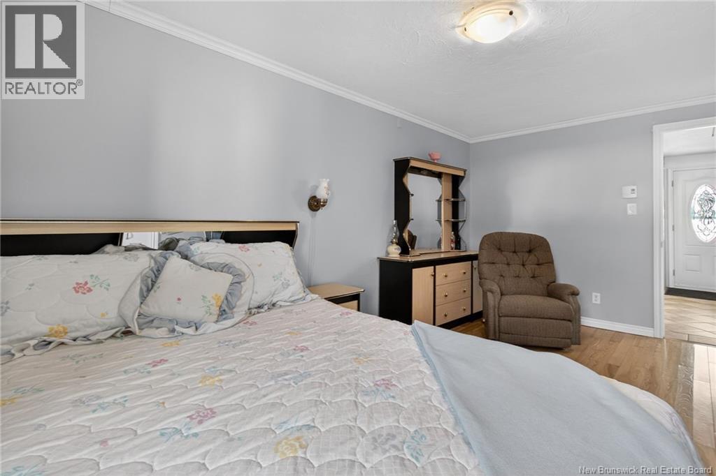 20 Woodland Boulevard - Image 18