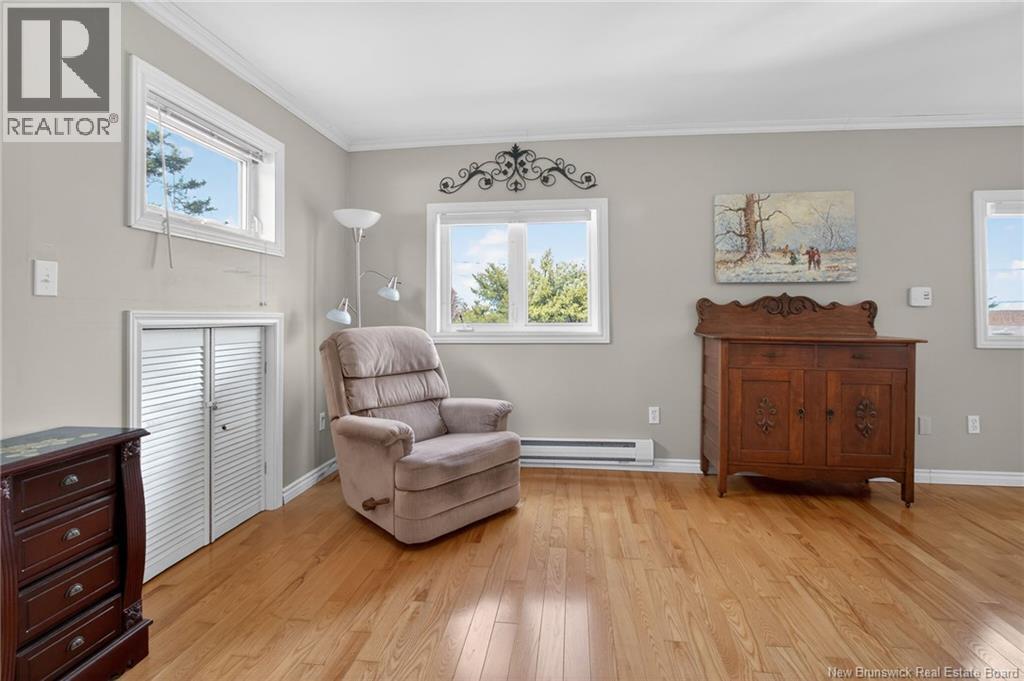 20 Woodland Boulevard - Image 34
