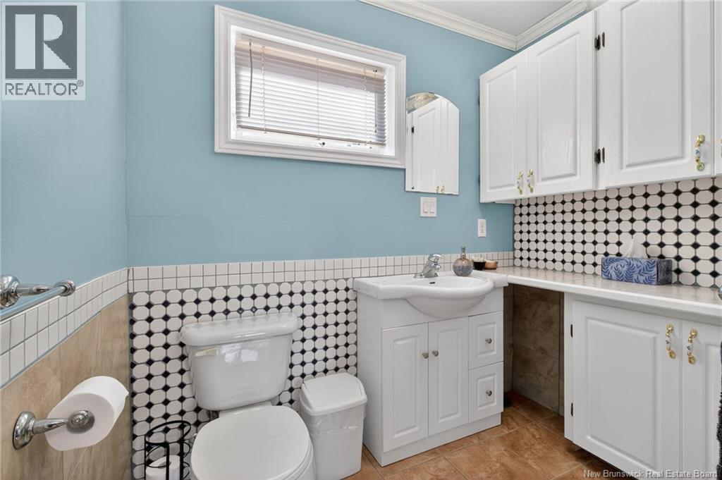 20 Woodland Boulevard - Image 35