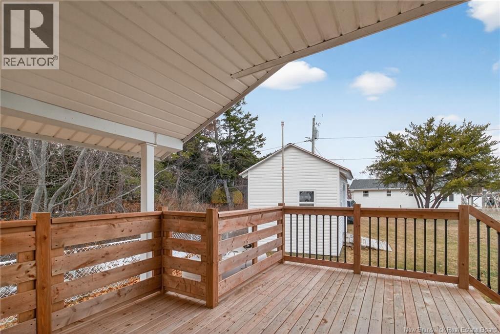 20 Woodland Boulevard - Image 37