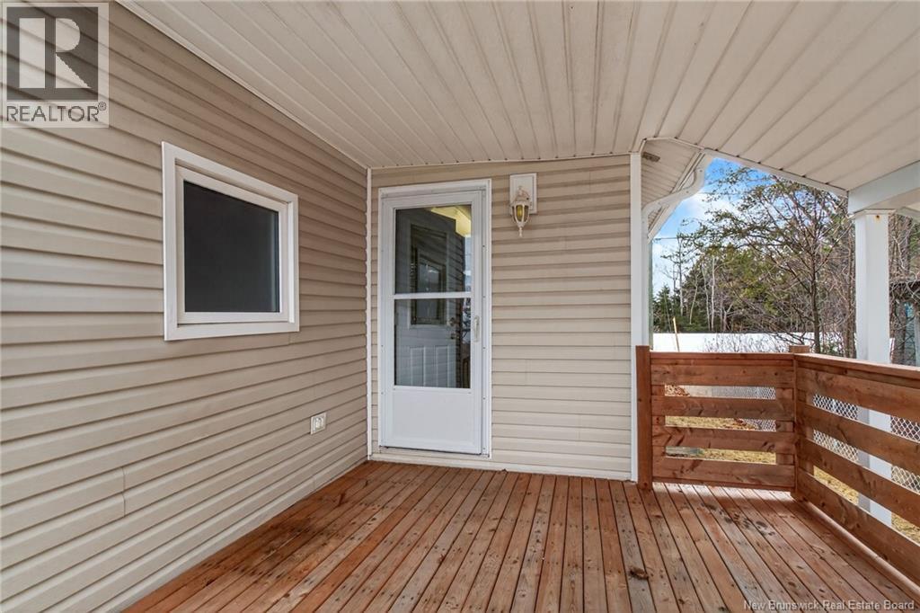 20 Woodland Boulevard - Image 38