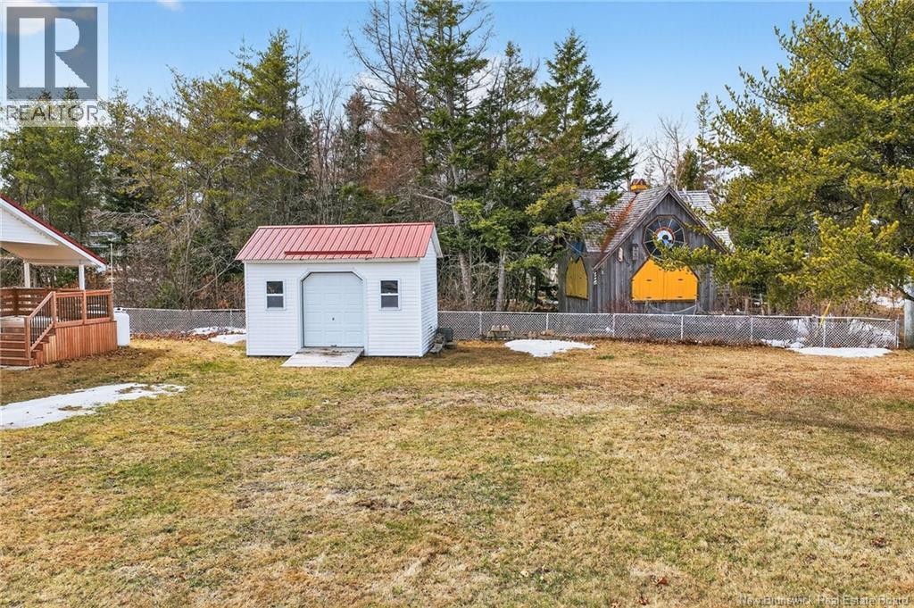 20 Woodland Boulevard - Image 40
