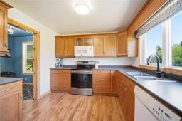 18073 Pr 329 Road Road, Riverton, MB R0C2R0 Photo 14