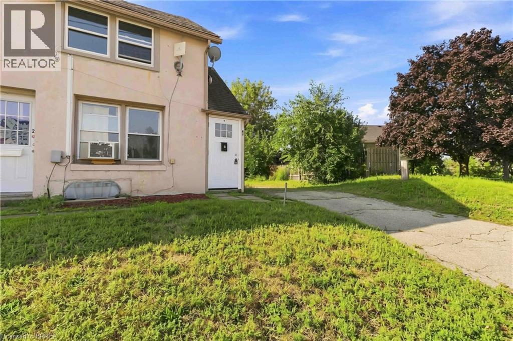 #1 301 CAMPBELL Street, Brantford, Ontario, N3S5B6, Brantford, Ontario — photo 2 of 5