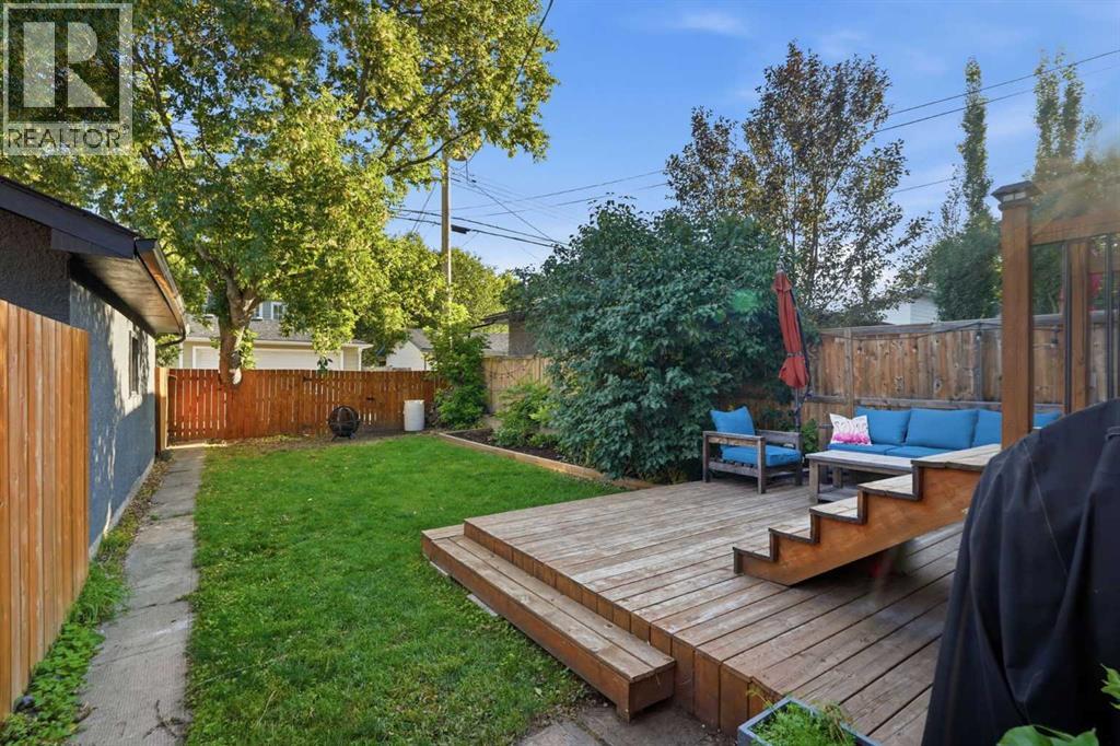 823 19 Avenue NW - 27