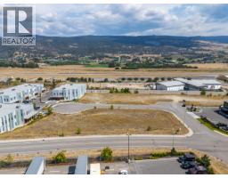 2165 Optic Court, Kelowna, BC V1V2K5 Photo 9