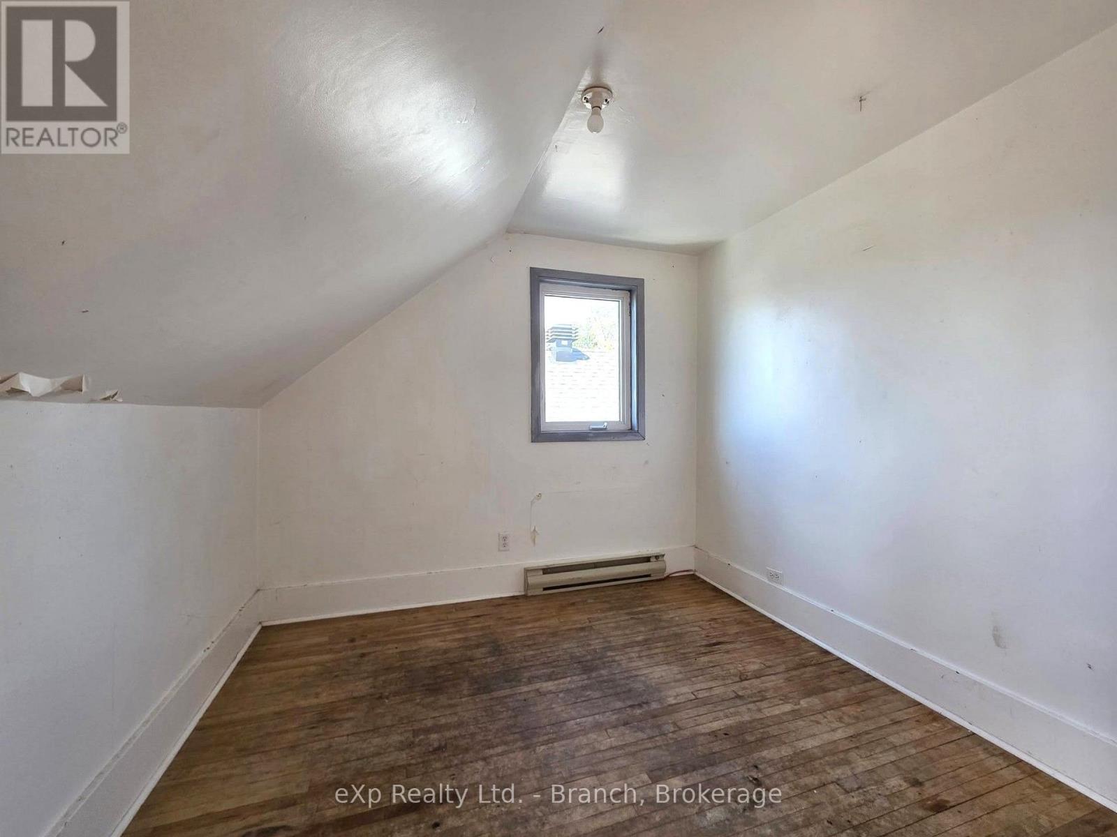 14 TAYLOR AVENUE - Image 12
