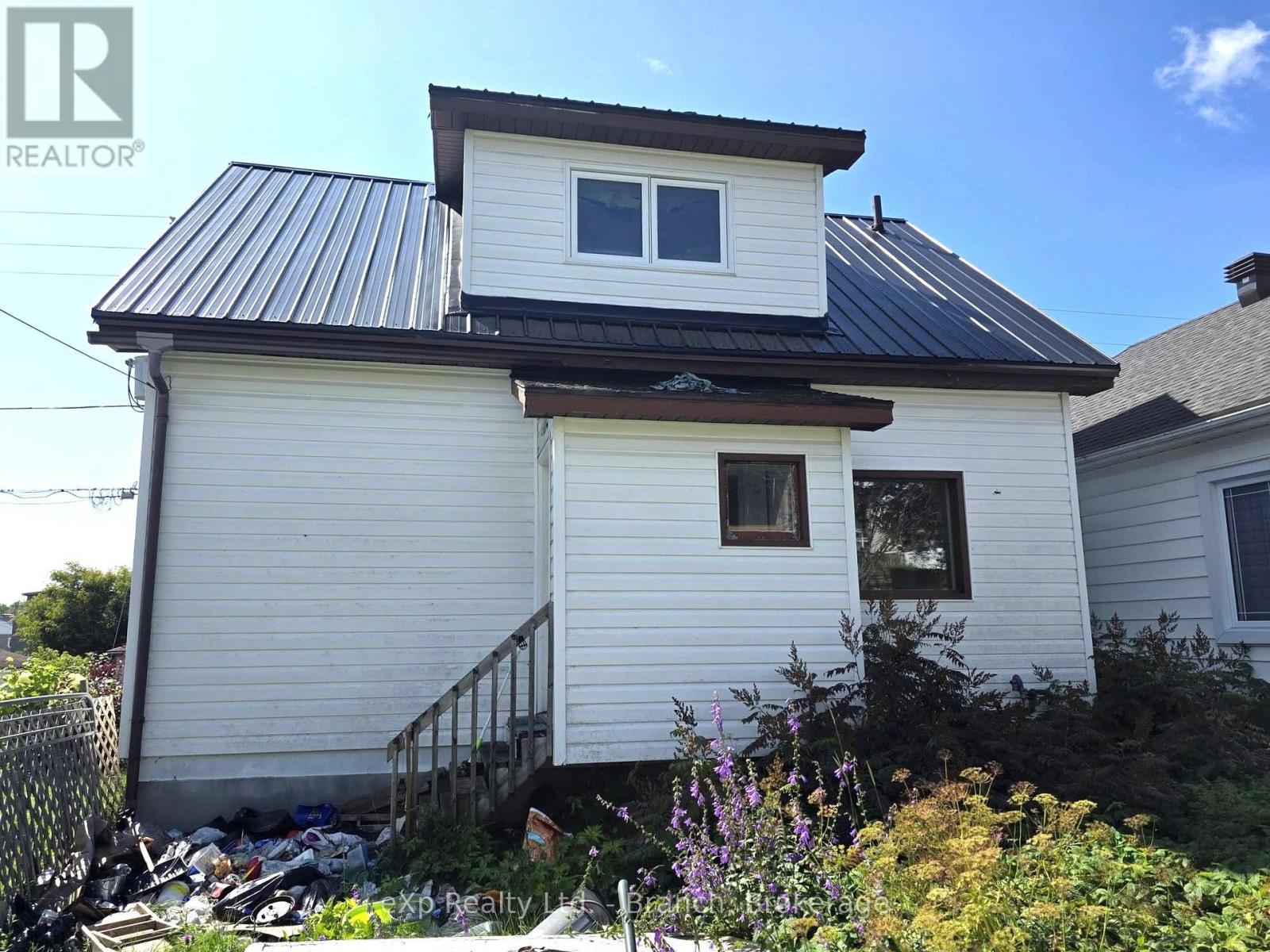14 TAYLOR AVENUE - 2