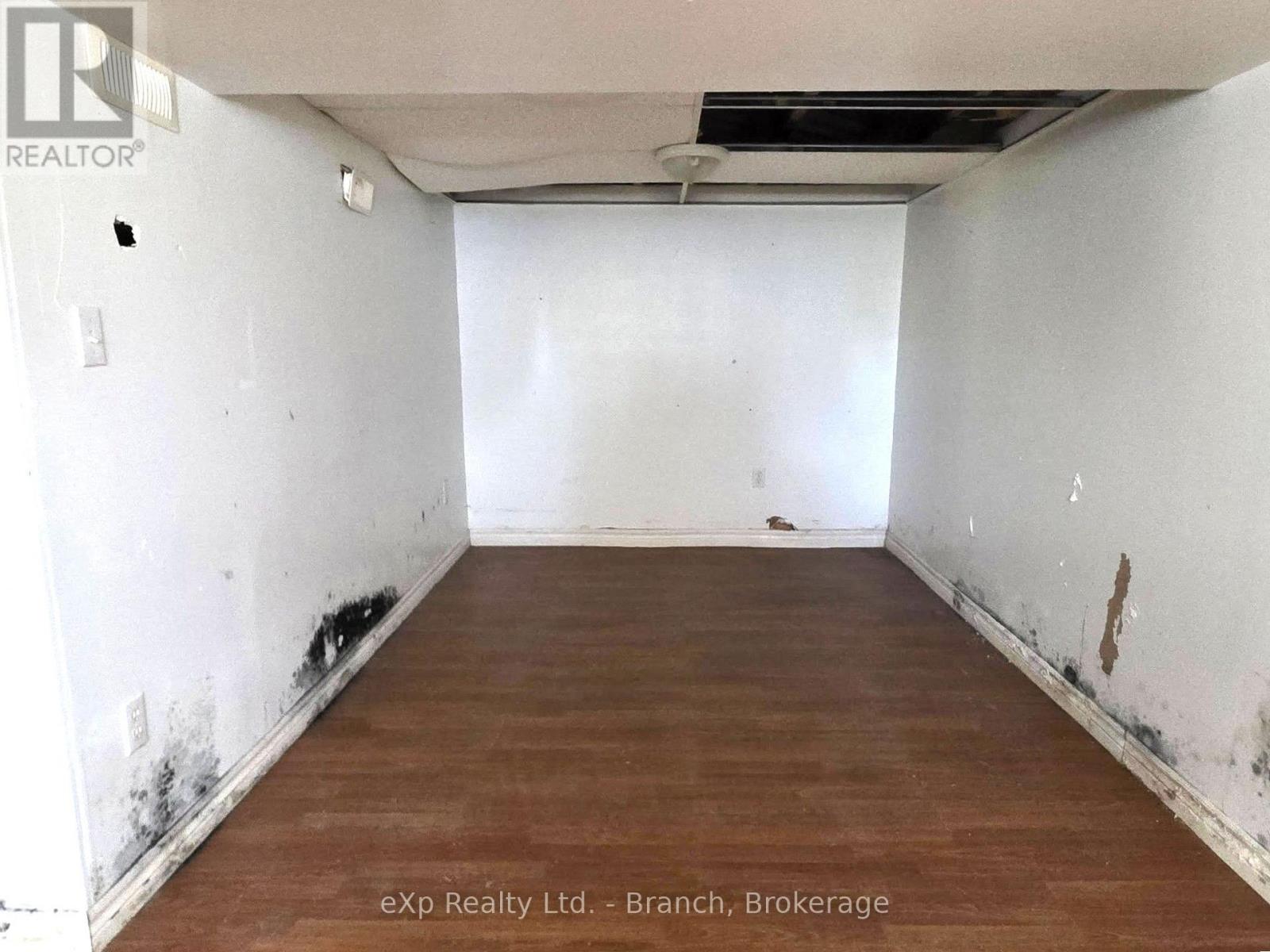 14 TAYLOR AVENUE - Image 22