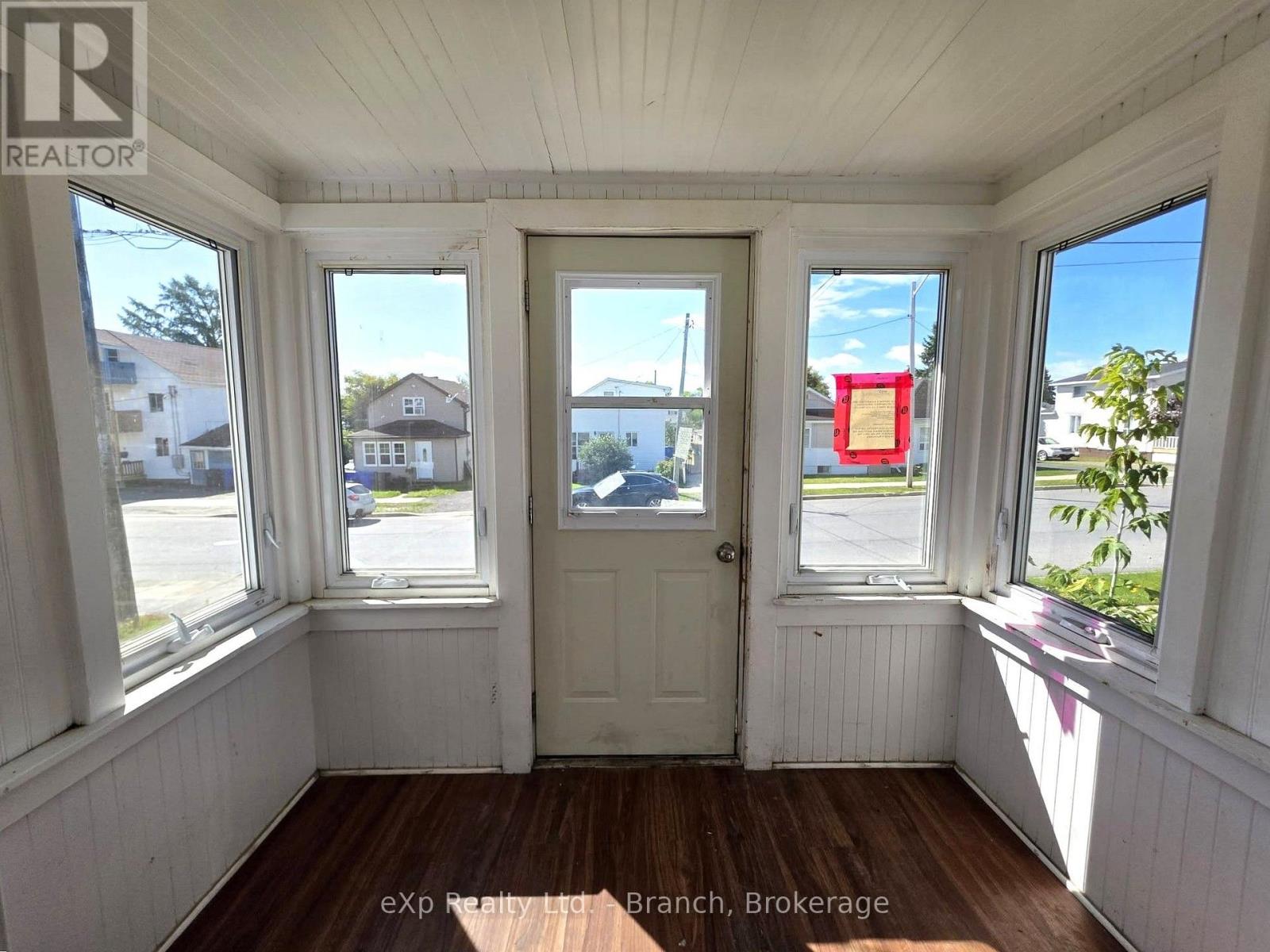 14 TAYLOR AVENUE - Image 3