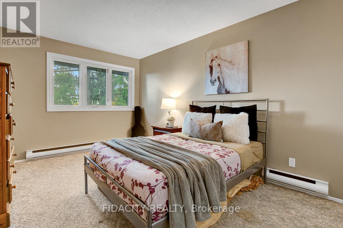 #61 159 SALTER CRESCENT - Image 14