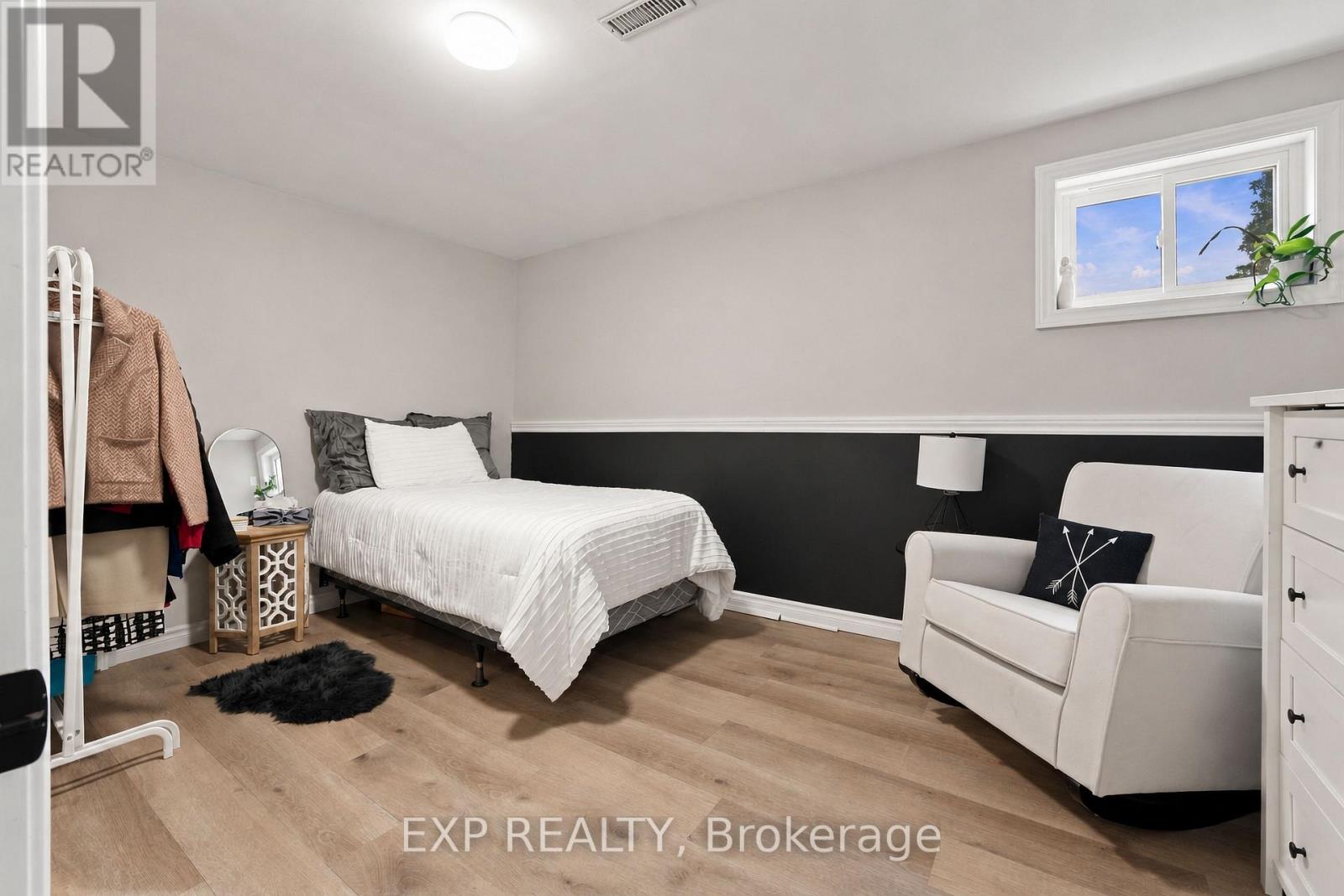 72 ACADIA DRIVE - Image 18