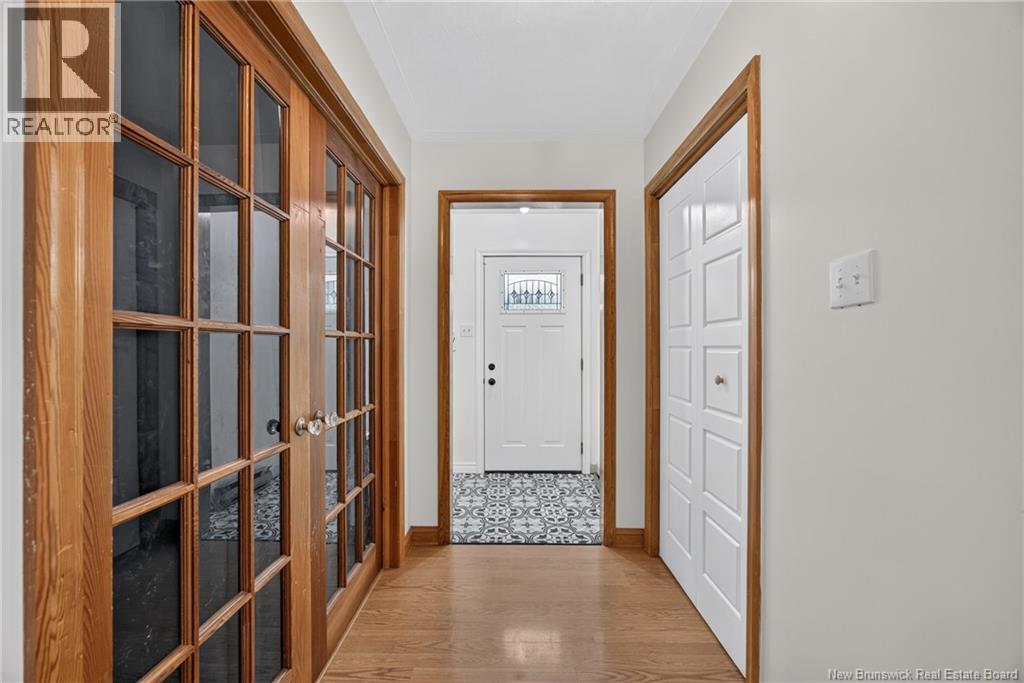 27 Cedar Ridge Drive, Douglas, New Brunswick, E3A7X2, Douglas, New Brunswick — photo 3 of 5