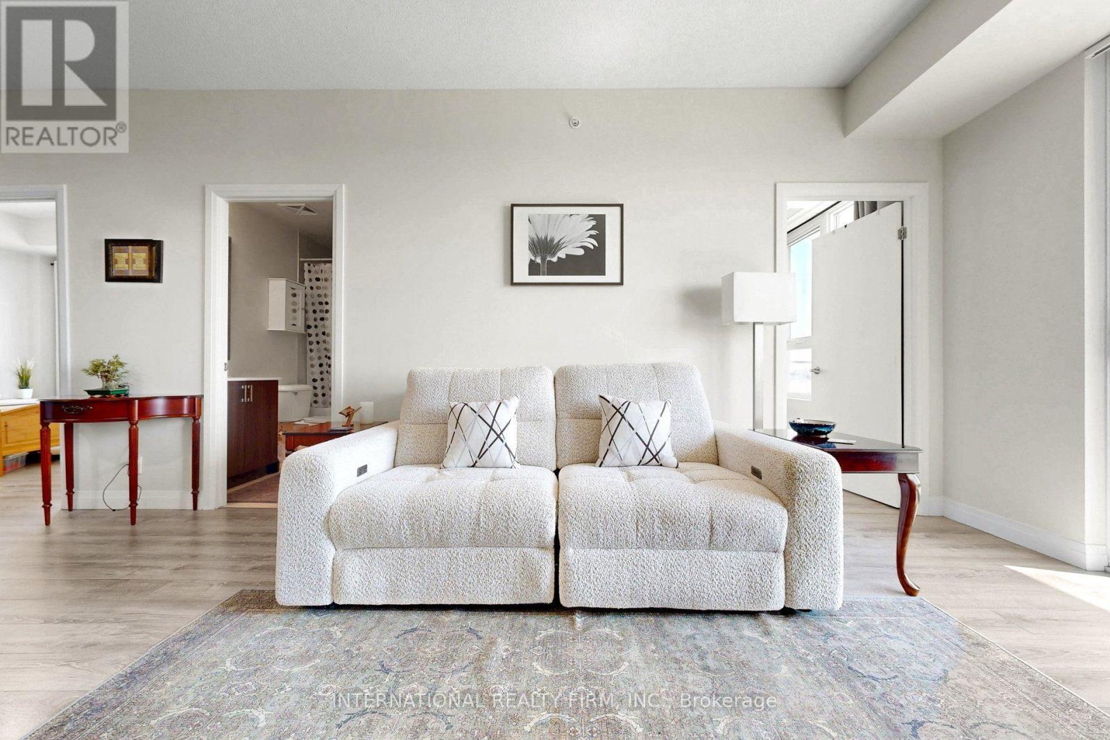 #812 22 EAST HAVEN DRIVE - Image 10