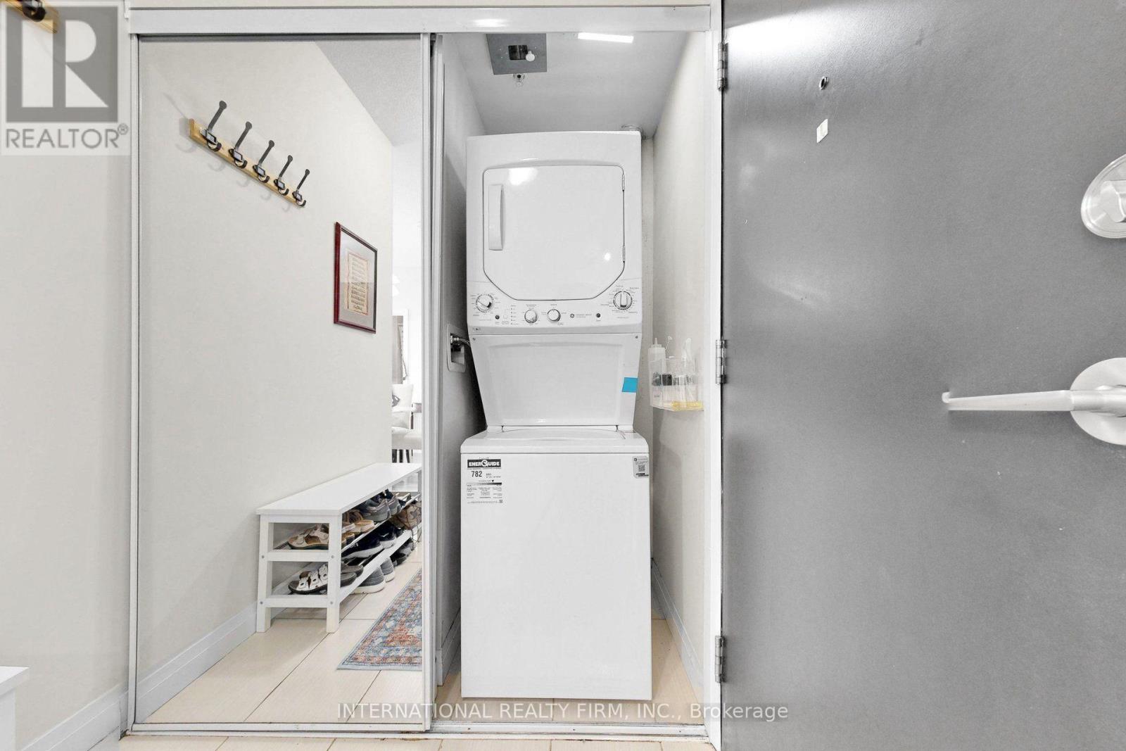 #812 22 EAST HAVEN DRIVE - Image 20