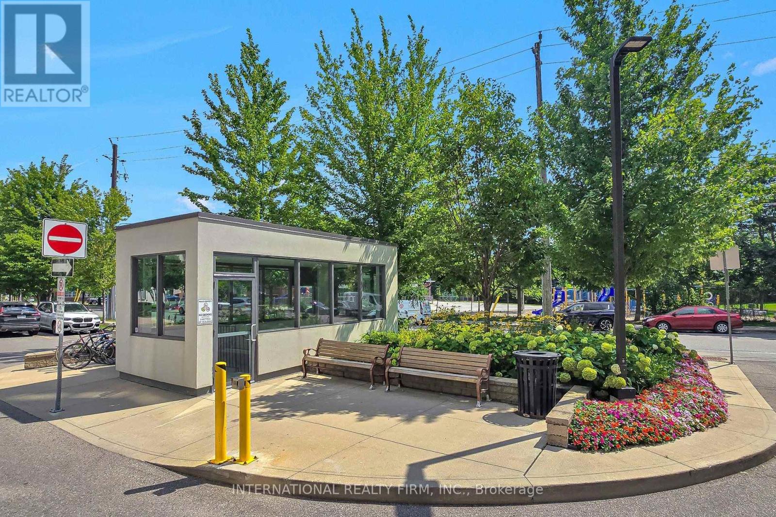#812 22 EAST HAVEN DRIVE - Image 25