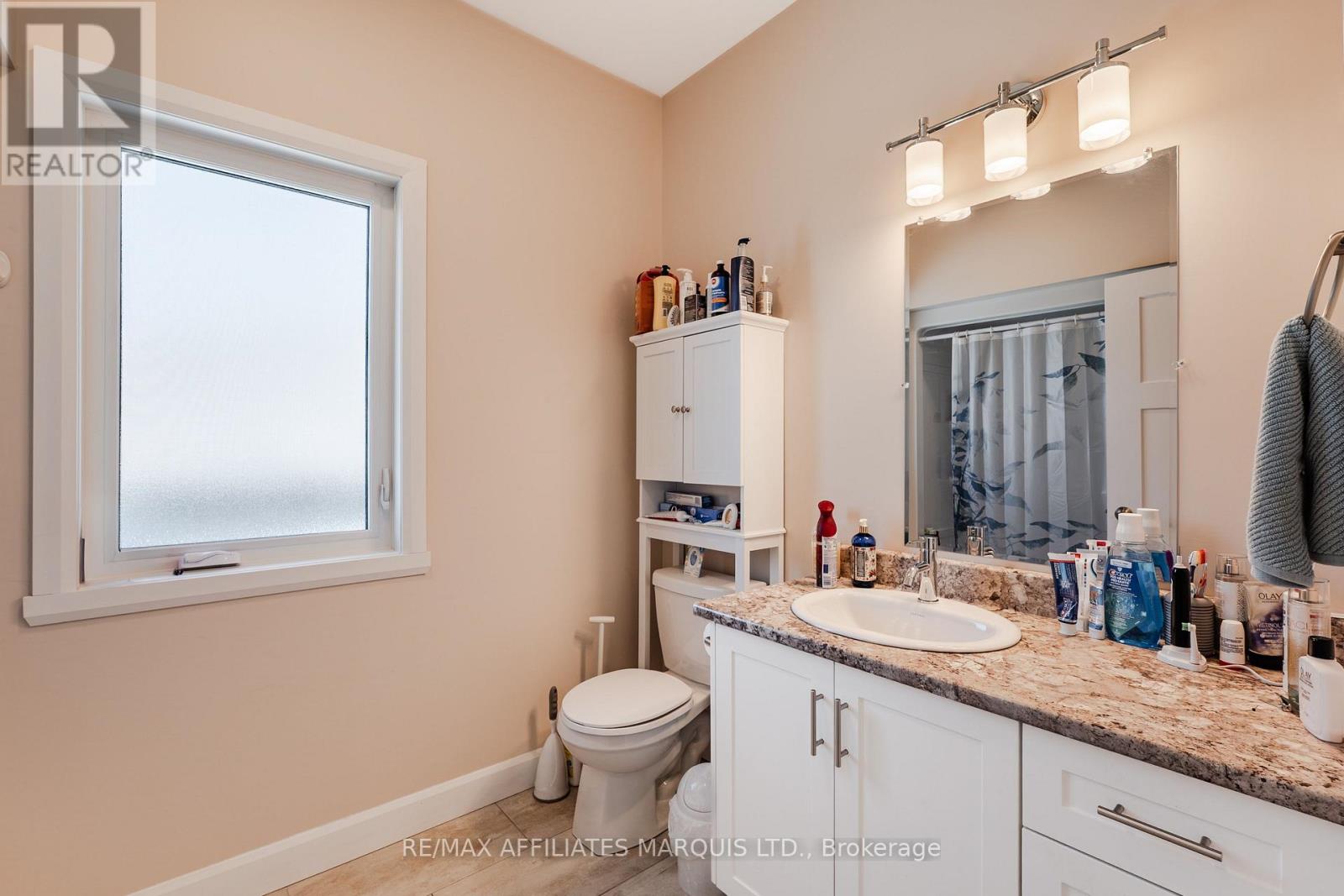 2389 WATSON CRESCENT - Image 21