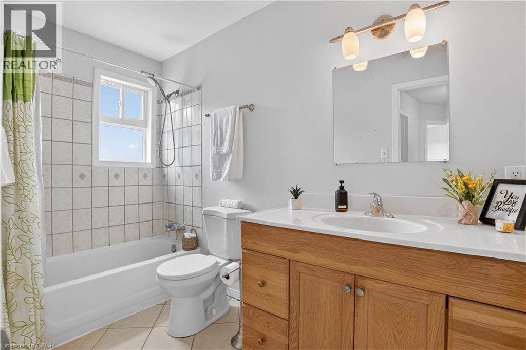 #66 60 ELMSDALE Drive - Image 26