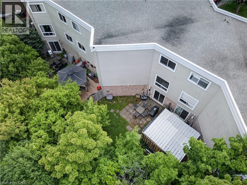 #66 60 ELMSDALE Drive - 30