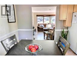 541 Parkview Crescent, Cambridge, ON N3H4Z9 Photo 10