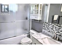 541 Parkview Crescent, Cambridge, ON N3H4Z9 Photo 11