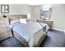 541 Parkview Crescent, Cambridge, ON N3H4Z9 Photo 12