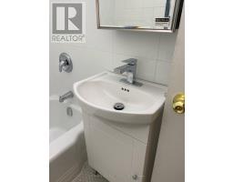 12 - 2675 Bloor Street W, Toronto, ON M8X1A4 Photo 18