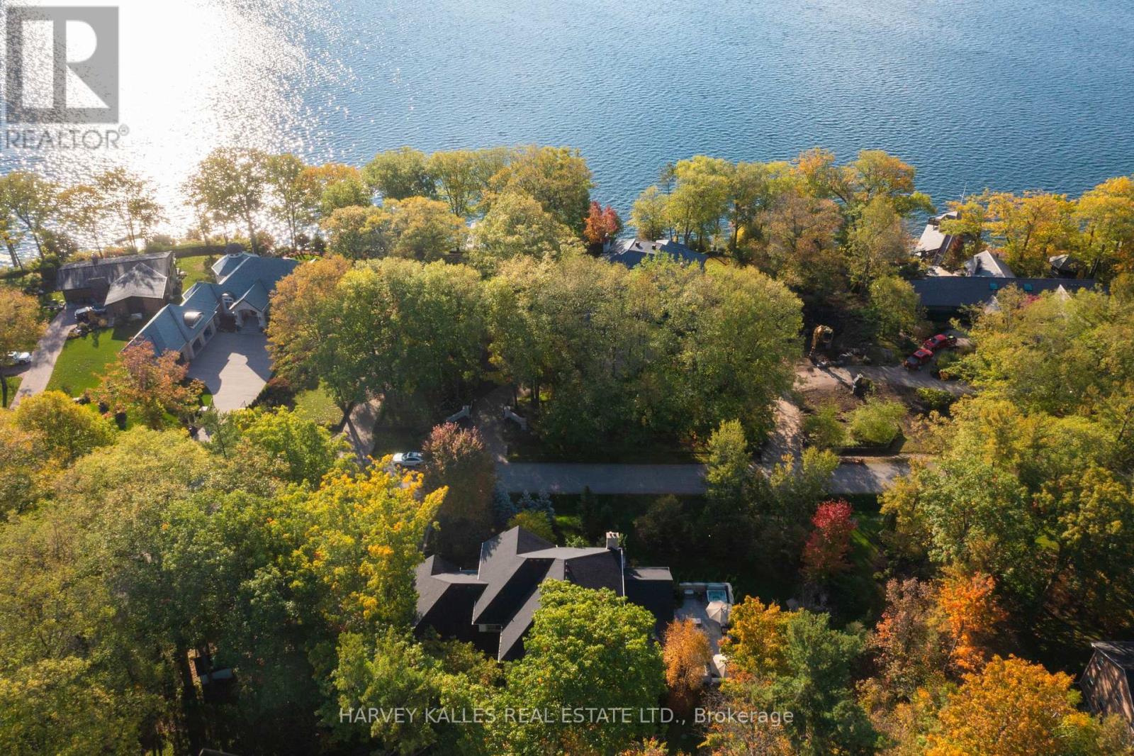 6 Georgina Drive, Barrie — photo 2