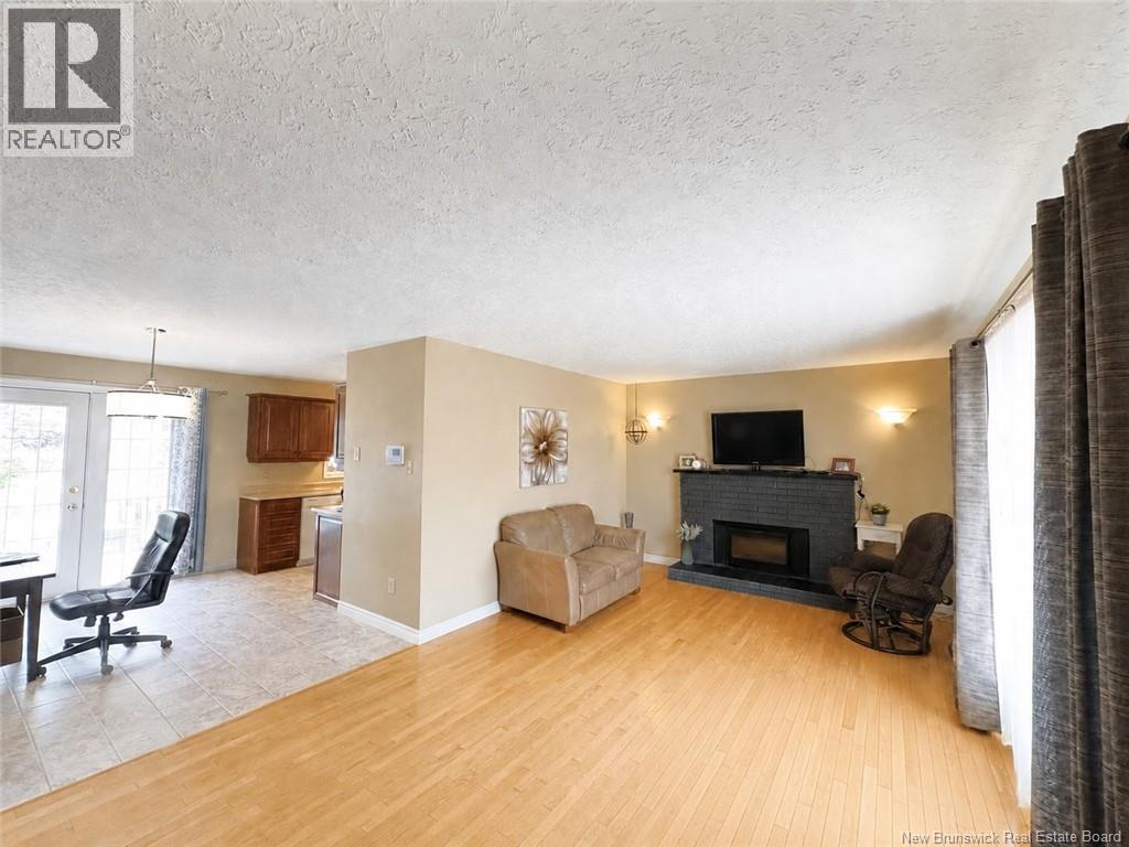377 Sunset, Miramichi, New Brunswick, E1V1A3, Miramichi, New Brunswick — photo 4 of 5