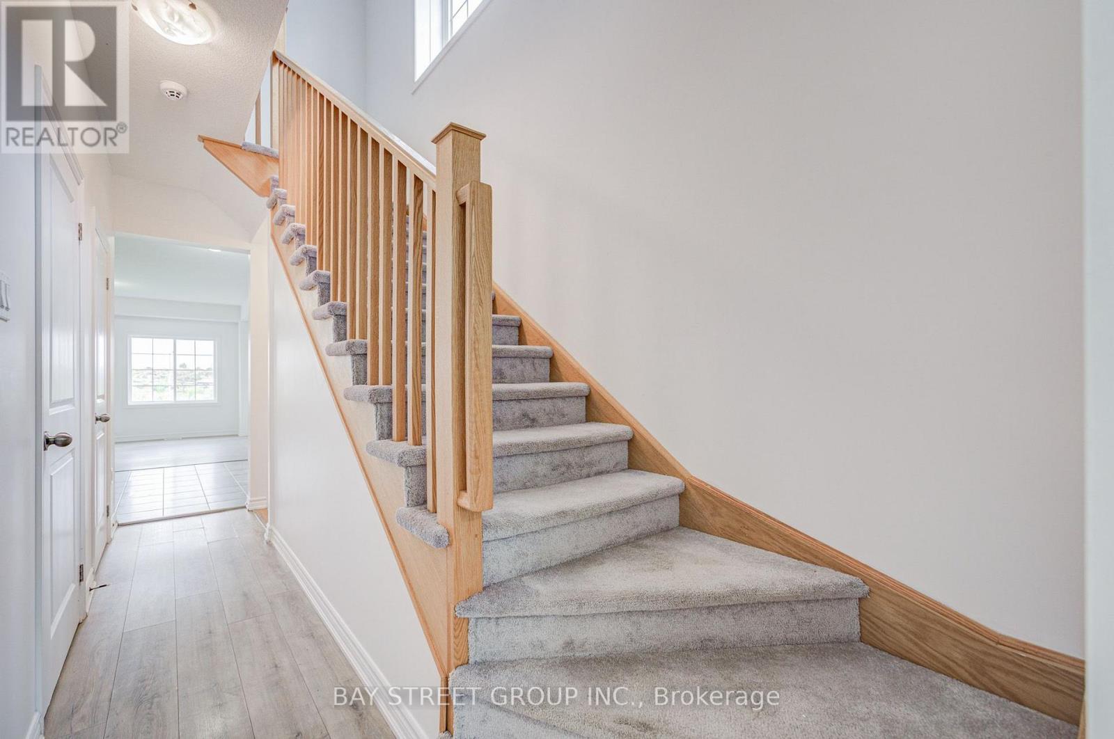 10 ELSEGOOD DRIVE - 7