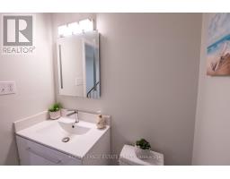 3 - 228 Kingswood Drive, Kitchener, ON N2E2K2 Photo 20