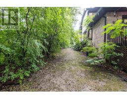 3 - 228 Kingswood Drive, Kitchener, ON N2E2K2 Photo 44