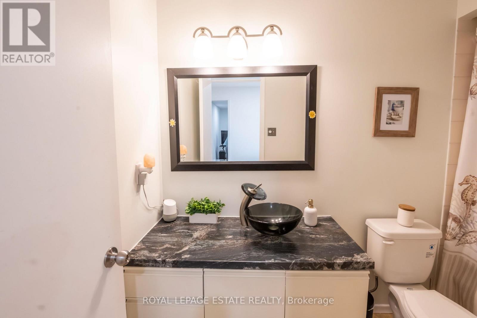 #3 228 KINGSWOOD DRIVE - 29