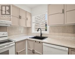 16 Stamford Private, Ottawa, ON K1T3J1 Photo 17