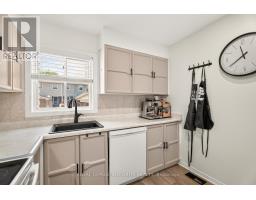 16 Stamford Private, Ottawa, ON K1T3J1 Photo 18