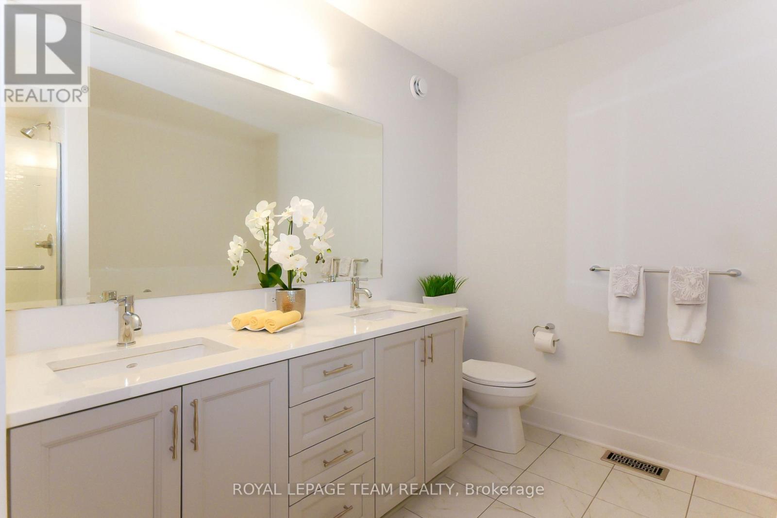 725 CAPRICORN CIRCLE - Image 32