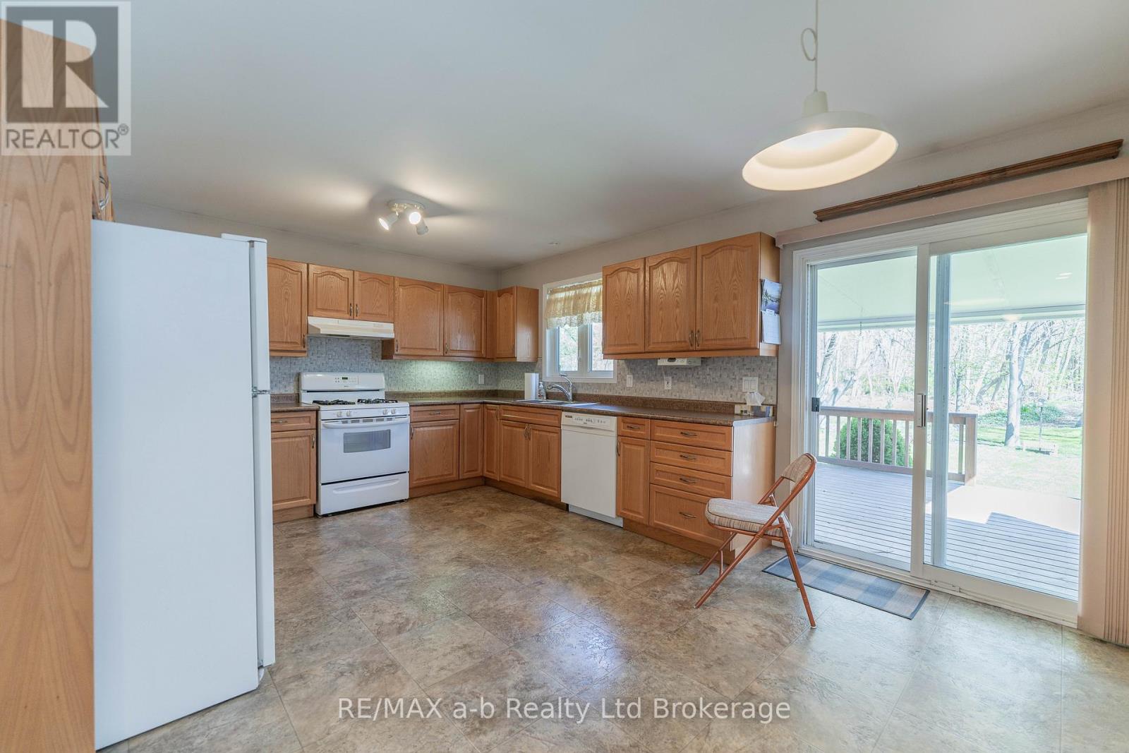 44 BEECH BOULEVARD - Image 14