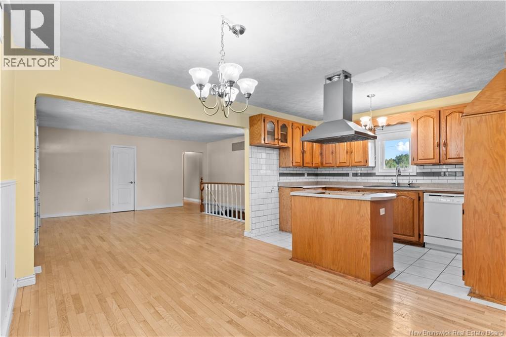 1145 Tweedie Brook - 11